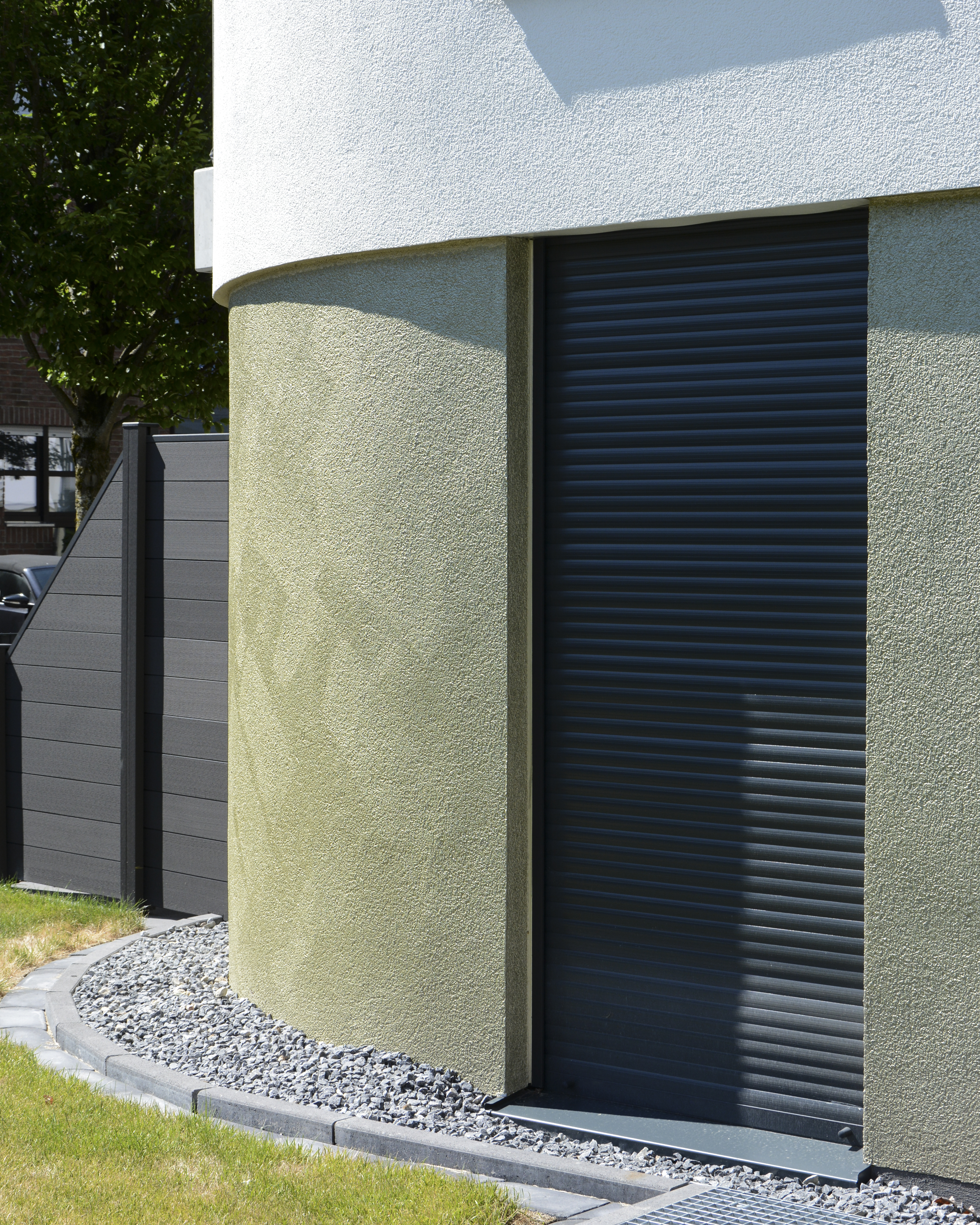 Detailansicht Metallic Fl&auml;che Erdgescho&szlig;